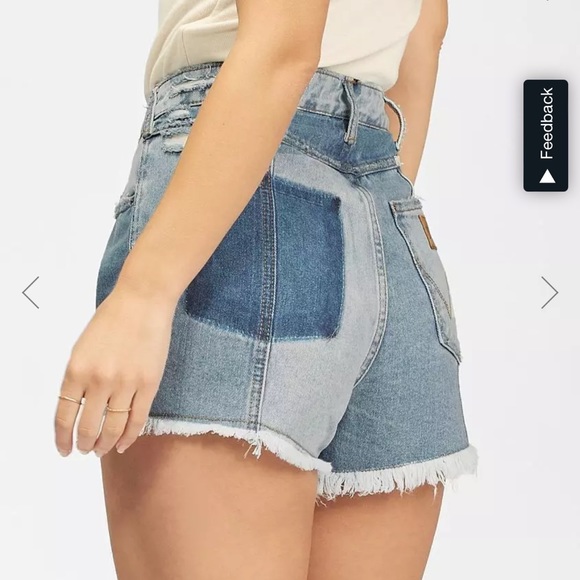 Super cute shorts brand new just didn’t fit me - Picture 4 of 4